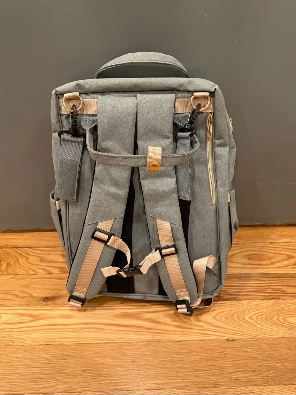 Diaper Bag Backpack that unfolds into a bassinet. NWT!
